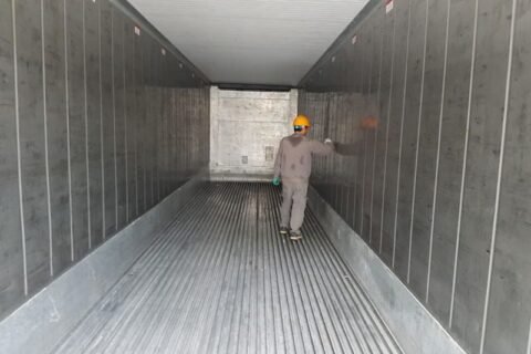San Container Bi Uot Lam Cach Nao Cho Nhanh Kho 1