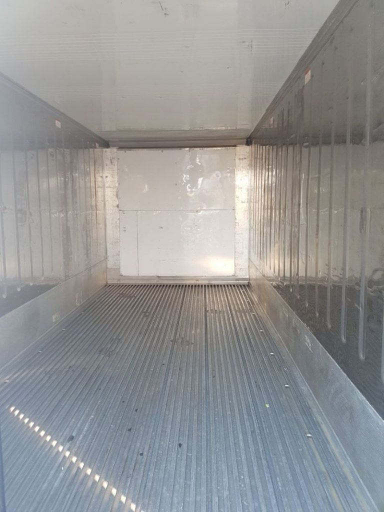 Sàn container bị ướt làm cách nào cho nhanh khô