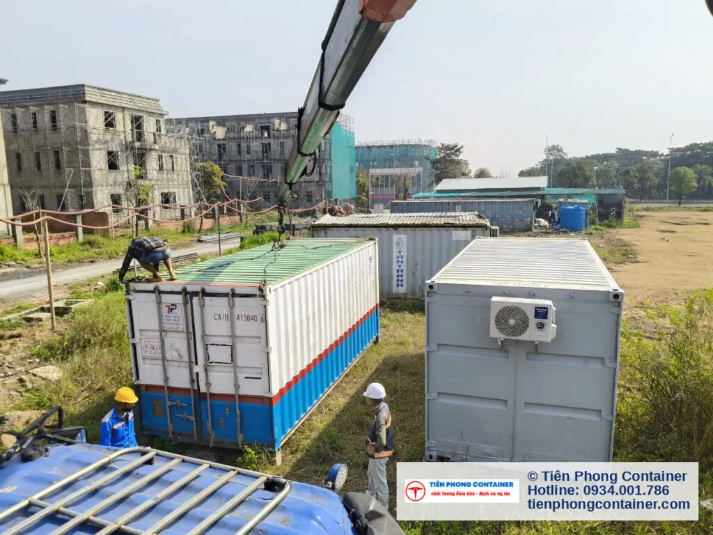Container Văn Phòng 20ft Tại Aqua City, Biên Hòa: Cẩu Hạ Trực Tiếp Lên Mặt Bằng Dự Án